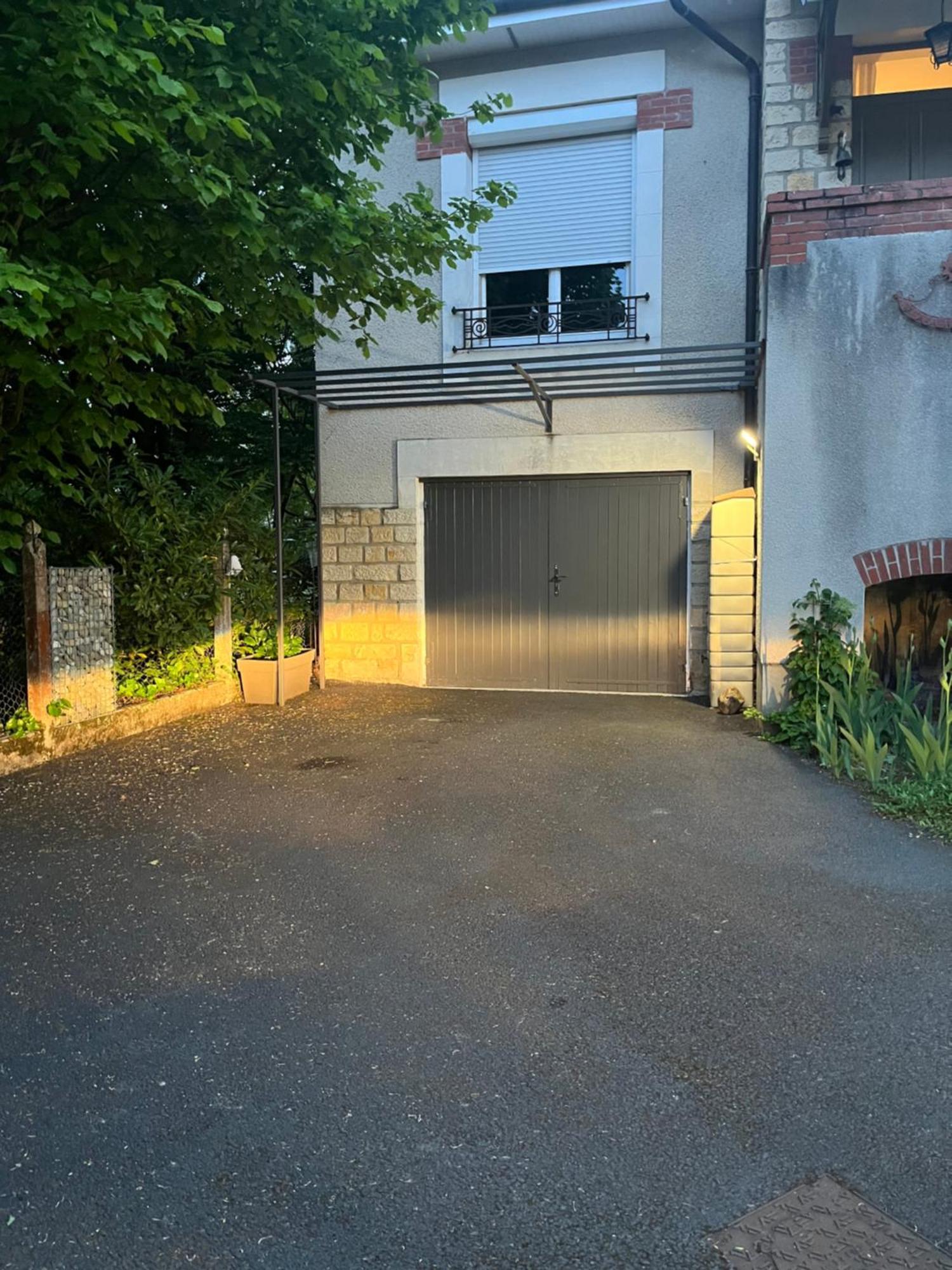 Chambre D'Hotes Le Cadran Des Chauvelles Nevers Exterior photo