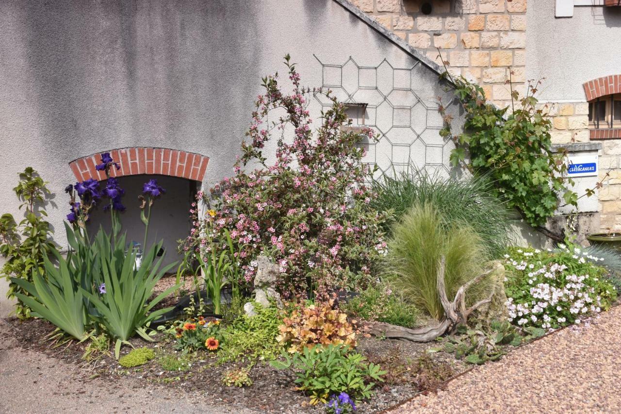Chambre D'Hotes Le Cadran Des Chauvelles Nevers Exterior photo